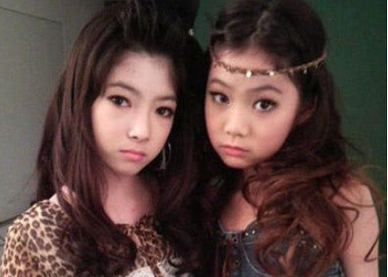 <em>女生</em>不满男友被抢 用伞柄性侵情敌<em>下体</em>并拍裸